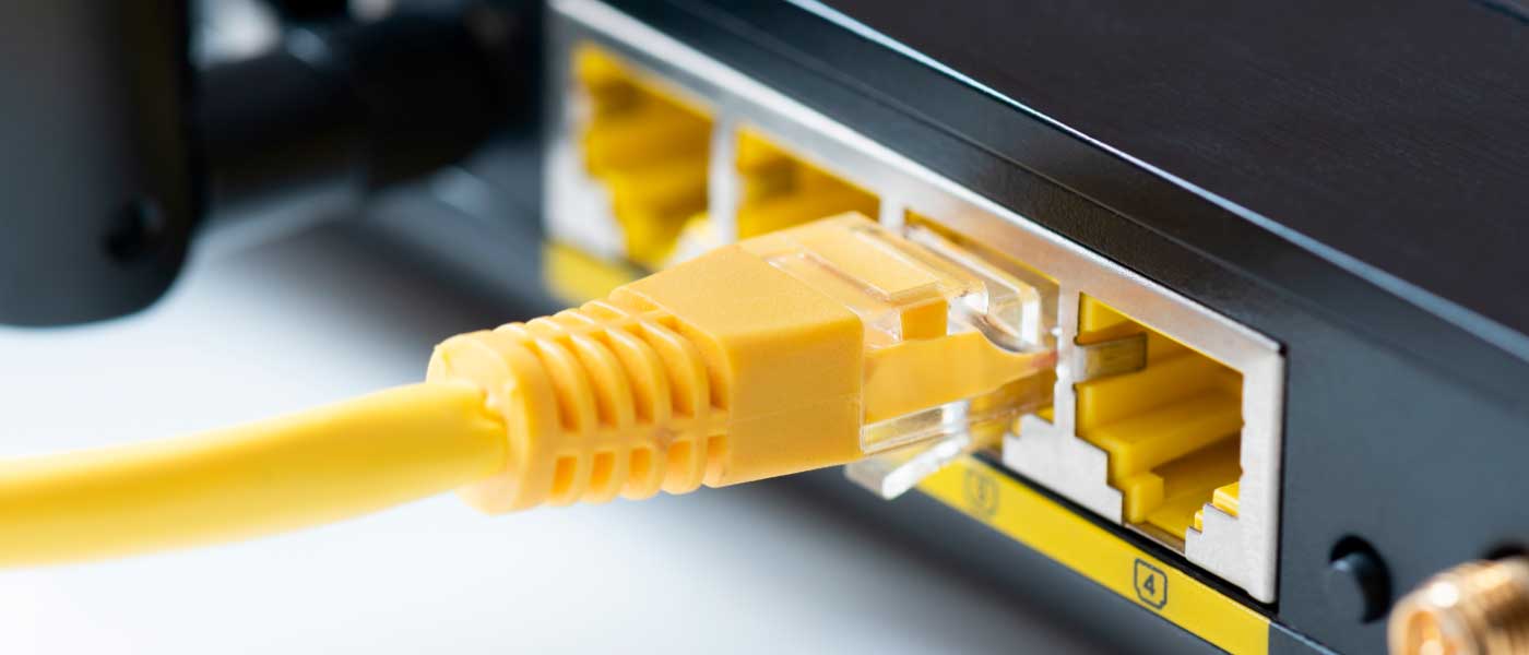 Fibra óptica vs cable Ethernet diferencias clave para tu red de empresa